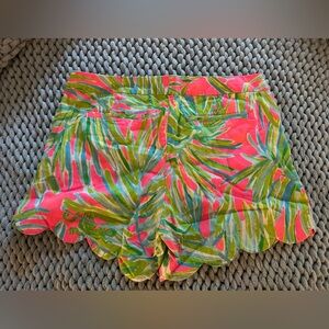 Lilly Pulitzer Buttercup Shorts size 8